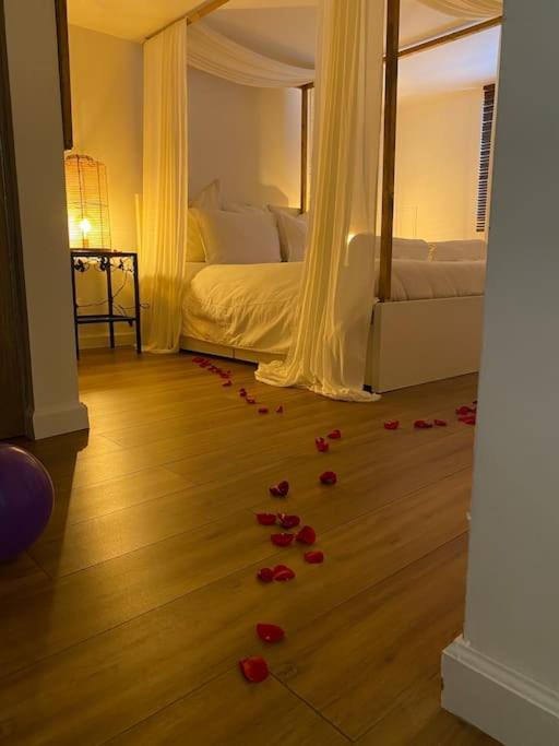 Guest House Privee Ezanville エクステリア 写真